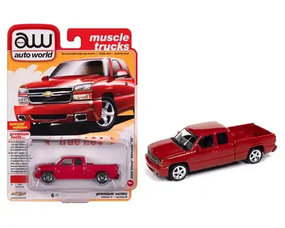 Detailed diecast made by AUTO WORLD Diecast body and chassis Opening hood and tailgate