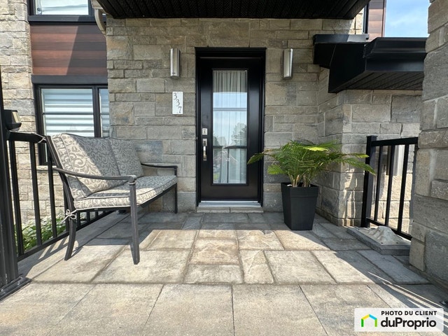 $885,000 - 2 Storey for sale in Ste-Marthe-Sur-Le-Lac — photo 3