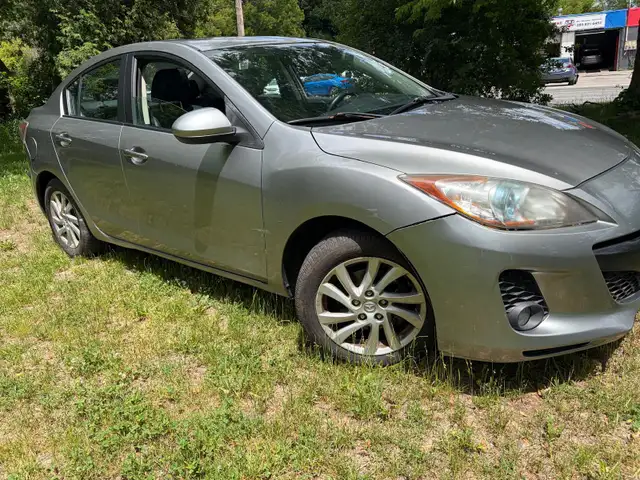 2012 Mazda Mazda3 GS-SKY597331787656744961