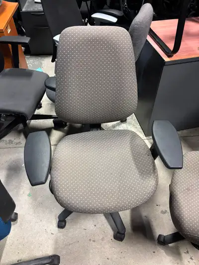 ergoCentric geoCentric Tall Back/Global Ibex Multi-Tilter Chair, View more