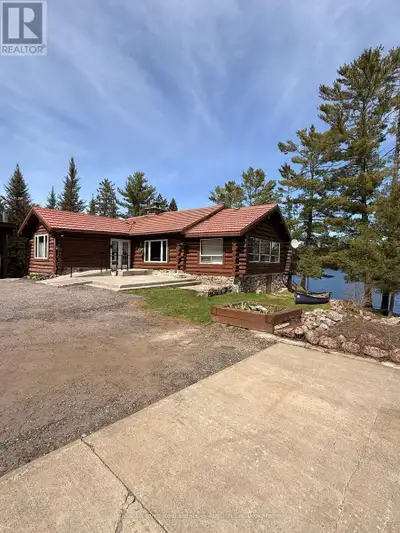 Stunning Log Home on Marten Lake! The Ultimate Northern Getaway. Welcome to your dream retreat on th...