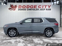 KBB.com 12 Best Family Cars. This Chevrolet Traverse boasts a Gas V6 3.6L/217 engine powering this A... (image 1)