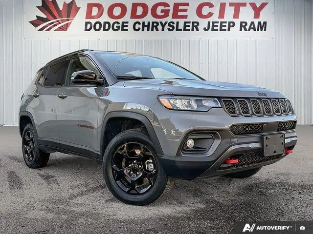2024 Jeep Compass Trailhawk | Automatic High-Beams | Dual-Z in Cars & Trucks in Saskatoon - Image 9