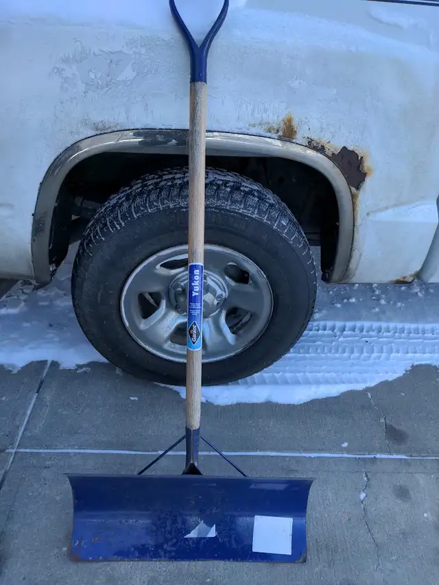 Snow Shovels