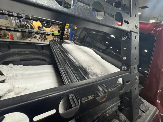 2022 DODGE RAM PARTS TIRES/RIMS BUMPERS  BOX RACK TONNEAU in Auto Body Parts in St. Catharines - Image 11