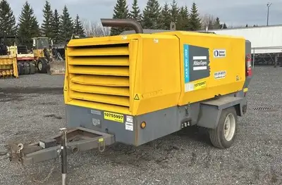 2018 ATLAS COPCO XAS 900 CFM MOBILE DIESEL AIR COMPRESSOR, 175 PSIG, JOHN DEERE 6 CYLINDER DIESEL EN...