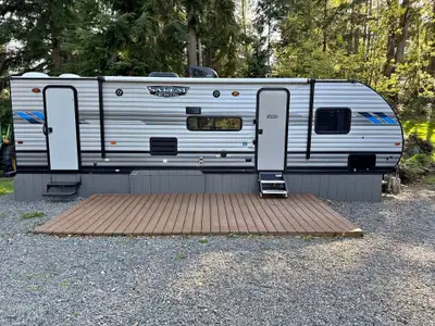 APPLY NOW: https://www.ridecollective.ca/get-pre-approved The 2020 Forest River Salem Cruise Lite 24...