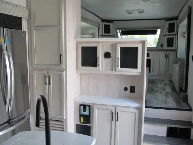 2023 SIERRA 391 FLRB-NEW LOADED FRONT LIVING-ON SALE $99,999!  in Travel Trailers & Campers in Ottawa - Image 20