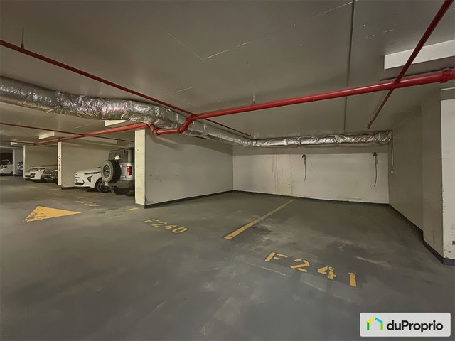 $989,000 - Condominium in Ville-Marie (downtown, old Mtl) — photo 3