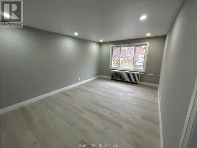 86 Riverside Drive Unit# 2 Sudbury, Ontario in Long Term Rentals in Sudbury - Image 6