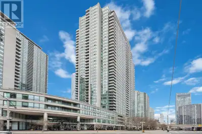 1713 - 16 YONGE STREET Toronto (Waterfront Communities), Ontario