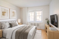 Akelius three bedroom apartment for rent. Located near Sherbrooke in the Westmount neighborhood, Mon... (image 5)