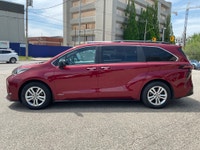 Vehicle Highlights: - Single owner - Well optioned - Well serviced - AWD Very desirable Toyota Sienn... (image 3)