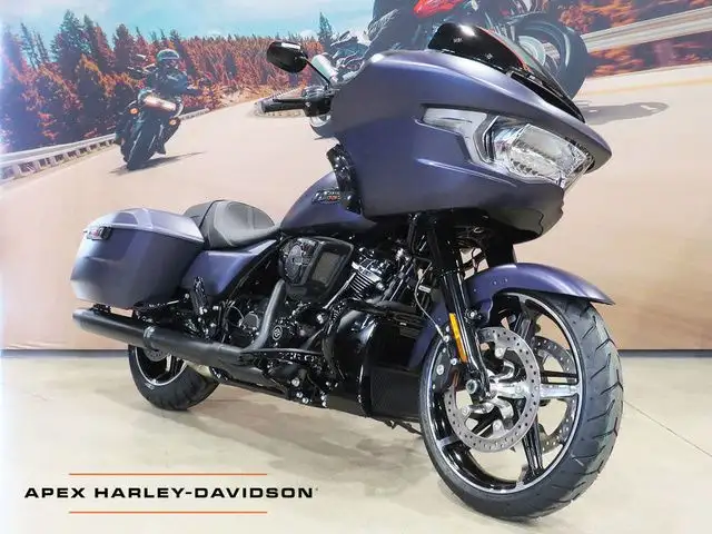 2025 Harley-Davidson FLTRX - Road Glide in Sport Touring in Cambridge - Image 2