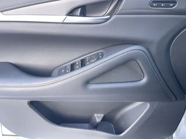 2023 Infiniti QX60 LUXE AWD (Nav|Pano Roof|Heated Wheel) One Own in Cars & Trucks in Calgary - Image 22