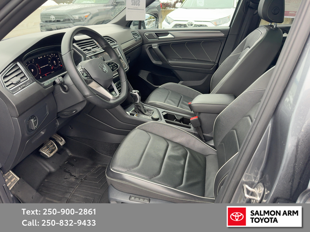 2022 Volkswagen Tiguan Highline R-Line Highline R-Line 4dr AW... in Cars & Trucks in Kamloops - Image 14
