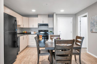 Broadstreet’s Forest Ridge offers 1, 2, and 3-bedroom pet-friendly apartments for rent in Campbell R... (image 6)