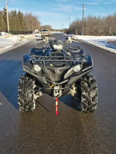 APPLY NOW: https://www.ridecollective.ca/get-pre-approved 2025 YAMAHA GRIZZLY 700 • Reliable 686cc Y...