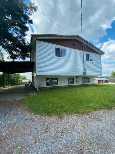 For Rent: Spacious 4-Bedroom Home in the Heart of Hampton $2,800/Month Welcome to 4 Mott Rd, a spaci...