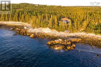 One of the nicest lots in this exclusive seaside community of Shad End in Blind Bay. Approx. 350 fee...