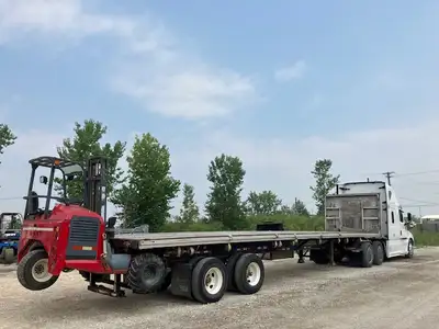 Located in wpg. 2009 Thruway 43' Trailer with your choice of Forklift. $ 29,000 with 2018 Freightlin...