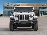 *Black Leather-Faced Bucket Seats, Heated Steering Wheel, Front Heated Seats, Freedom Top!* Whether... (image 1)