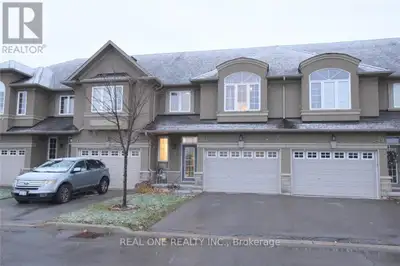 351 STONEHENGE DRIVE Hamilton (Meadowlands), Ontario