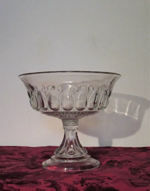Large Pressed glass Compote, vintage collonial pattern63234861344387123