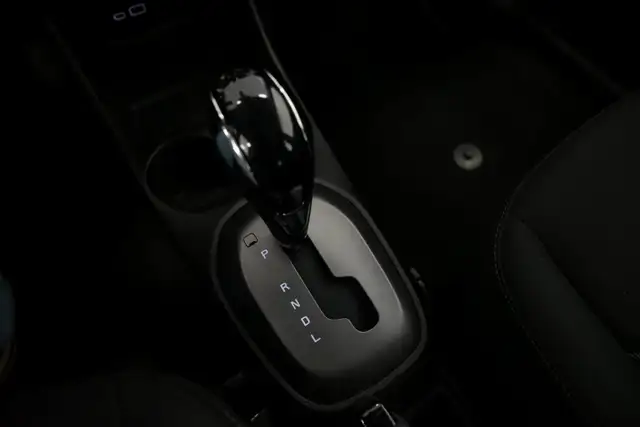 2022 Chevrolet Spark LS Carplay Caméra de recul Bluetooth in Cars & Trucks in Longueuil / South Shore - Image 13