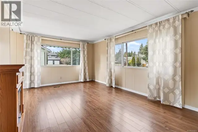 2619 Ulverston Ave Cumberland, British Columbia in Houses for Sale in Comox / Courtenay / Cumberland - Image 9