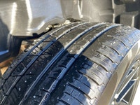 This Ram 1500 has a powerful Gas/Electric V-8 5.7 L/345 engine powering this Automatic transmission.... (image 7)