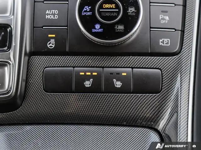 2023 Hyundai Santa Fe Preferred w/Trend Package Low Km | Leat...5905358261118668825