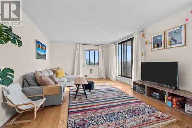 609 - 120 BARRETT COURT Kingston (Kingston East (Incl Barret Crt62867602767490122