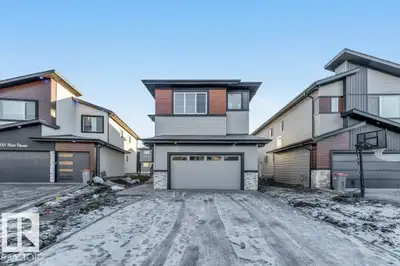 **IRVINE CREEK**SOUTH EDMONTON**SPICE KITCHEN**2 LIVING AREA**2 MASTERBEDROOMS UPSTAIRS**Discover lu...