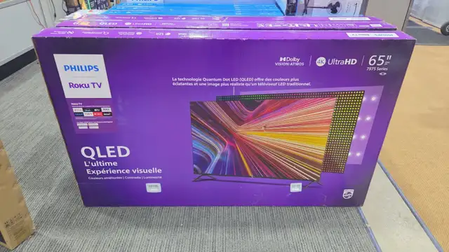 Philips 65-inch 4K Ultra HD QLED Roku TV in TVs in City of Toronto - Image 2