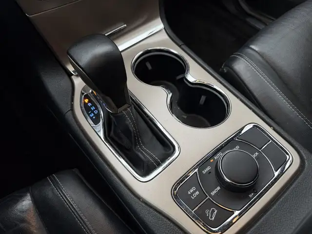 2017 Jeep Grand Cherokee Limited 4WD in Cars & Trucks in Delta/Surrey/Langley - Image 19