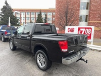 WOW!! CLEAN TITAN SV! CREW CAB 4X4! NO ISSUES NO RUST! BRING YOUR TRADE! ... Other Equipment Auto-Di... (image 2)