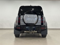 ... Engine: Moteur à 8 cylindres 5.0L L/100Km City: 16.4 L/100Km Hwy: 12.7 Safety Equipment Poutres... (image 4)