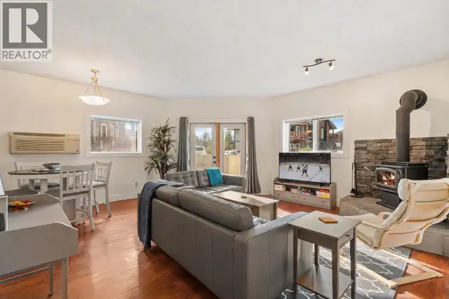 7307 PROSPECTOR Avenue Unit# 202 Radium Hot Springs, British Col in Condos for Sale in Cranbrook - Image 8