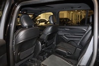 This Jeep Grand Cherokee L has a powerful Regular Unleaded V-6 3.6 L/220 engine powering this Automa... (image 9)