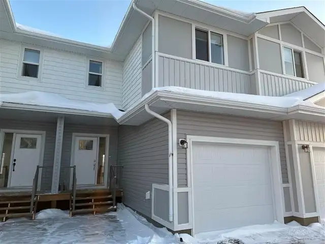 Townhouses in Aspen Ridge in Long Term Rentals in Saskatoon - Image 2