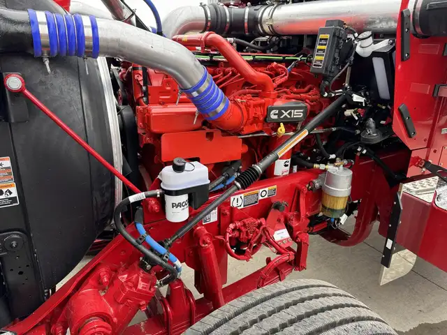 2025 KENWORTH W900L in Heavy Trucks in City of Montréal - Image 13