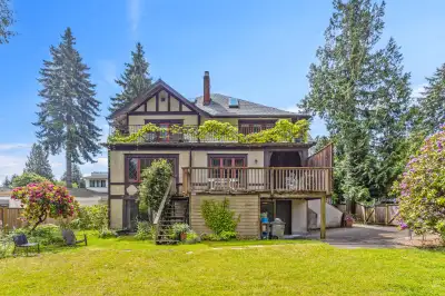 Charlene, Shannon, Jamie & Rosalee RE/MAX Select Properties Website: www.yourhomevancouver.ca Office...