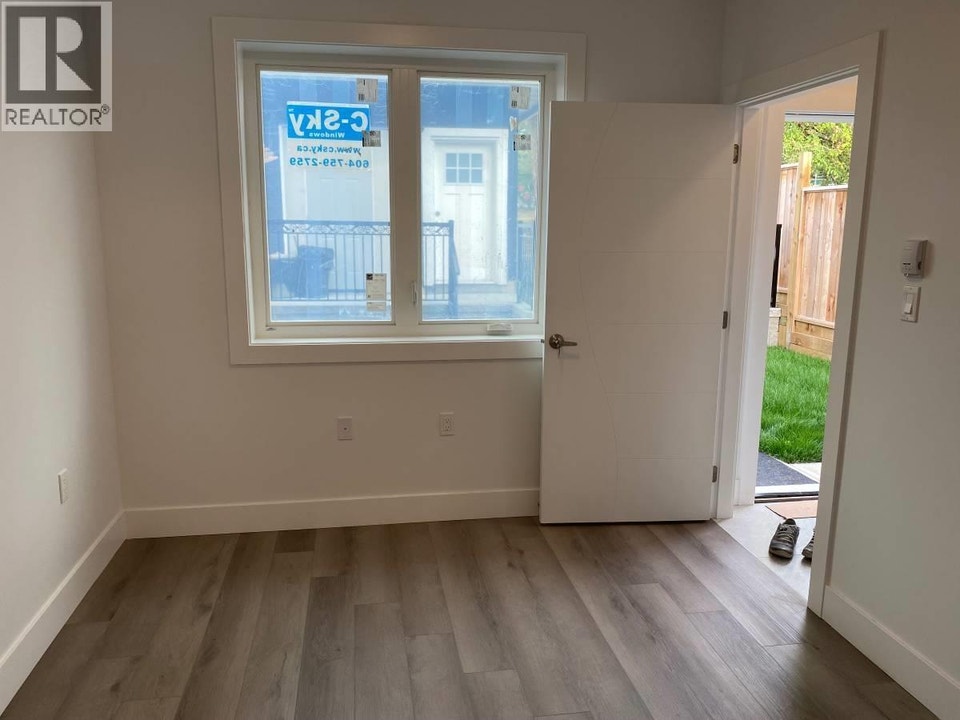 ground floor-2362 RUPERT STREET Vancouver, British Columbia 3
