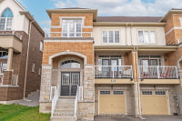 ⚡BEAUTIFUL STONE AND BRICK 3 BEDROOM END UNIT TOWNHOME!