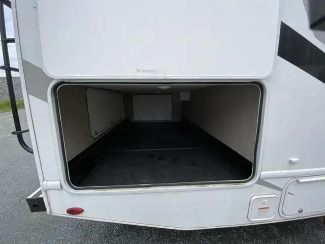 2022 Thor Motor Coach Chateau 28Z in RVs & Motorhomes in Bedford - Image 14
