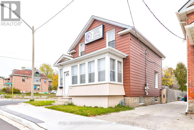 1405 KING ST E Cambridge, Ontario in Houses for Sale in Cambridge - Image 4