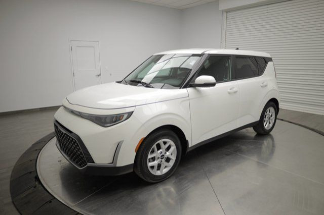 2023 Kia Soul EX in Cars & Trucks in Calgary - Image 4