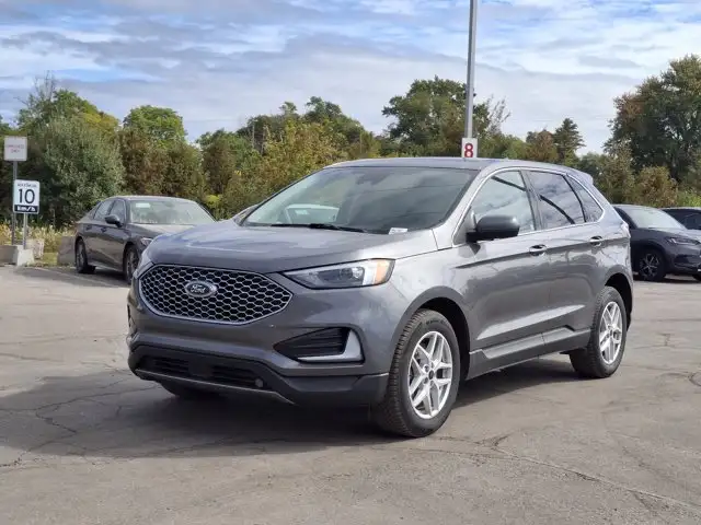 2023 Ford Edge SEL AWD | Leather | Heated Seats + Steering