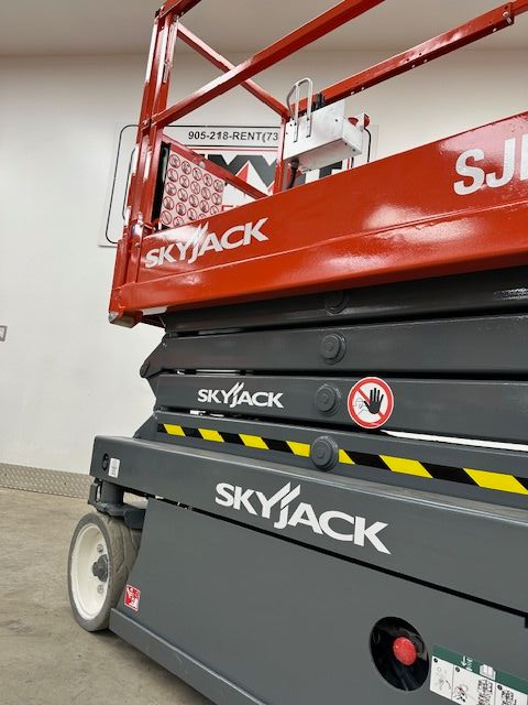 2017 Skyjack SJ3219 Electric Scissor Lift in Heavy Equipment in Hamilton - Image 6